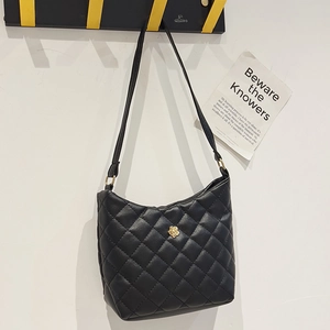 Women Quilted PU Leather Shoulder Bag Mini Bucket Underarm Handbag With Gold Flower Metal Buckle Elegant Fashionable