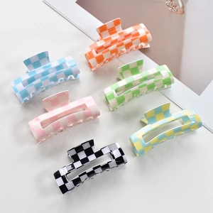 Hair Claw Clips Checkerboard Pattern Plastic Rectangle Flower Shape Retro French Style Non Slip Hair Clamps For Women
