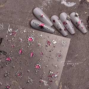 Détails de stickers nail art 5D avec étoiles argentées et cœurs de pierres roses
