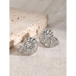Minimalist silver conch shell earrings in 18K gold plated steel with inlaid crystals