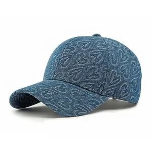 Casquette de baseball en denim bleu marine avec motif jacquard cœur pour femmes