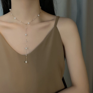 Elegant Y-shaped pearl necklace in gold finish for women with adjustable chain