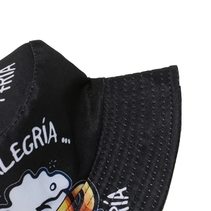 Detail of reinforced stitching and white ALEGRÍA print on black sun hat