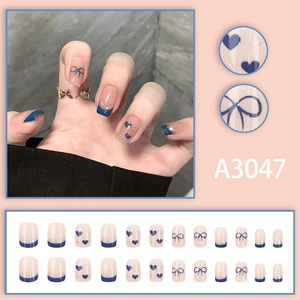 French blue bow heart press-on nails set with 24 pieces of short minimalist nail tips