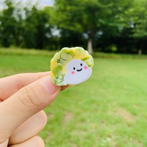 Cute acetate Chinese cabbage hair clip with smiley face and green gradient finish