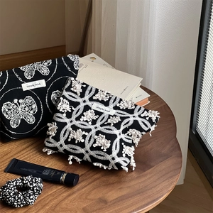 Embroidery Makeup Bag Canvas Cotton Linen Butterfly 3D Floral Zippered Cosmetic Pouch Portable Organizer