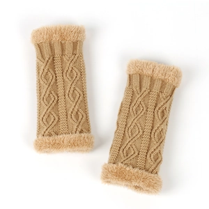 Mitaines en tricot torsadé kaki avec bordure en fausse fourrure douce pour l'hiver