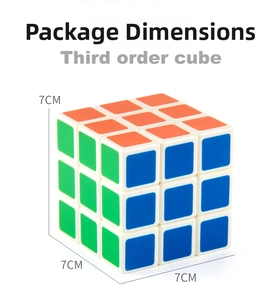 Detail showing the 7CM dimensions and structure of the professional 3x3 educational cube