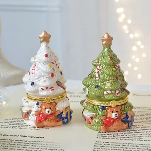 Ceramic Christmas tree trinket box with golden star and bear relief holiday gift decor
