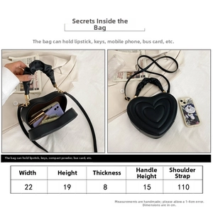 Detailed size chart for the heart-shaped quilted handbag with full dimensions and scale