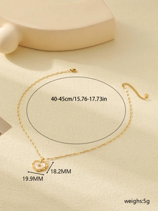 Detail view of gold heart pendant with dimensions and 40-45cm chain length info