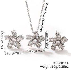 Detailed view of silver star necklace and earrings set with crystal zirconia and dimensions