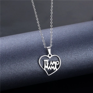 Stainless steel heart pendant necklace with TE AMO MAMA engraving for Mother's Day