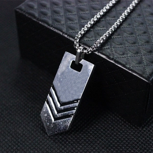 Men's hip hop arrow tag pendant in brushed silver titanium steel on a gift box