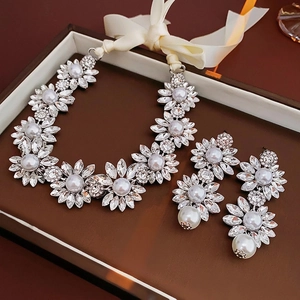 Floral Rhinestone Artificial Pearl Jewelry Women Necklace And Earrings With Silver Earring Post Elegant Ribbon Detail