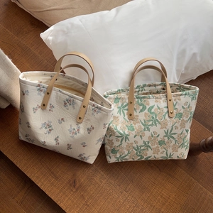 Vintage floral cotton canvas tote bags with leather handles in two patterns