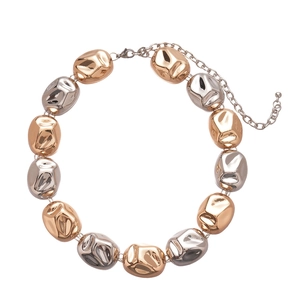 Exaggerated textured oval metal bead necklace in gold and silver color splicing