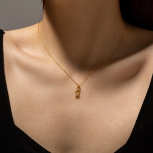 Elegant gold S925 sterling silver paperclip pendant necklace with zircon for women