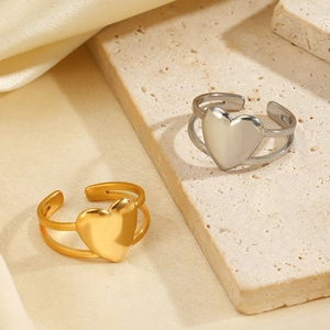 Bague en acier inoxydable plaqué or 18 carats avec cœur et anneau double ajustable