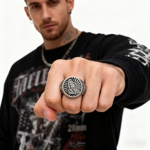 Vintage praying hands ring in retro silver finish for men, gothic style 20mm width