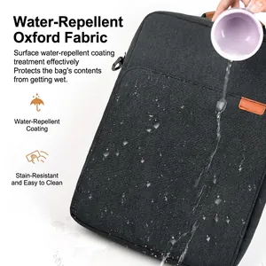 Water-resistant black laptop sleeve made of durable oxford fabric for 14-inch laptops
