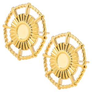 Close-up of gold 304 stainless steel stud earrings with sunburst texture and rope edge