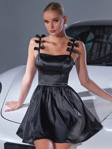 Mini Robe En Satin À Bretelles Noeuds Plissée Ligne A Élégante Soirée Fête Sans Manches Mode Femmes