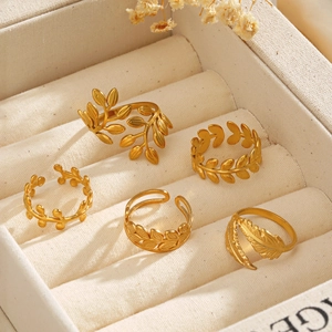 5-piece set of 18K gold plated ginkgo leaf and feather open rings for women