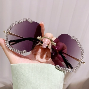 Lunettes De Soleil Sans Monture Surdimensionnées Strass Forme De Fleur Verres Dégradés Monture Métal Femmes