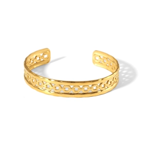 Detailed macro view of 18K gold plated cuff bangle with hollow chain and hammered texture