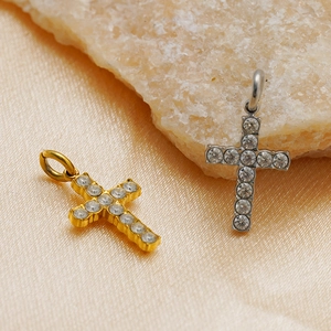 Poliertes Edelstahl-Kreuzanhänger mit eingelegten Diamanten für DIY-Halsketten und Schmuck