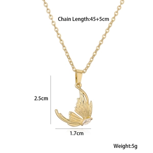 Detailed view of whale tail pendant with zircons and 45+5cm chain length specs