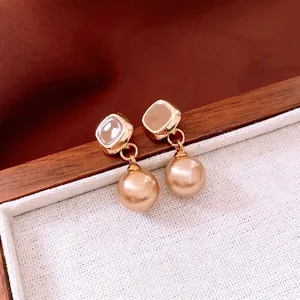 Orecchini Pendenti Retrò In Smalto Quadrato Con Künstliche Perle Finte Rame Design Semplice Gioielli Eleganti Donna Silver Earring Post