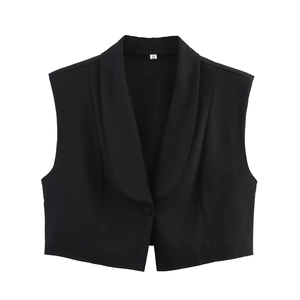 Chic black sleeveless vest and pants set with elegant lace patchwork and tailored fit