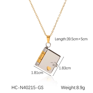 Detail shot showing heart book pendant dimensions and chain length of the necklace