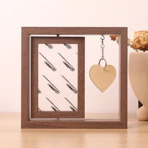Rotating wood grain picture frame with heart pendant and 360-degree inner frame display