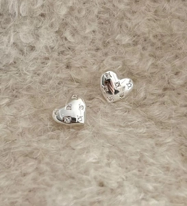 Minimalist 925 sterling silver heart stud earrings with sparkling square zircon stones