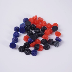 Mini mûres artificielles de 1,2 cm en résine rouge, bleue et noire pour l'artisanat DIY