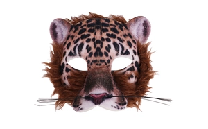 Vue détaillée du masque léopard avec bordure en fausse fourrure et moustaches réalistes