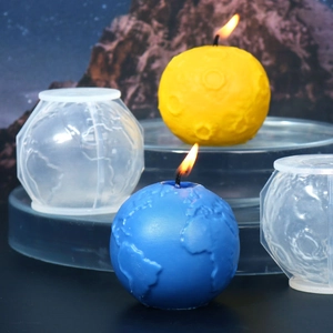 Stampo in silicone per candele a forma di terra e luna con dettagli in rilievo definiti