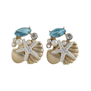 Eleganti orecchini a lobo con conchiglia e stella marina con gemme blu e perle bianche