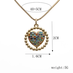 Detail showing dimensions of heart pendant necklace with dimensions and weight info