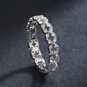 Bague éternité géométrique en argent sterling S925 avec maillons entrelacés et zircons