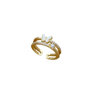 Bague double couche ajustable en or avec papillon en nacre et accents de perles