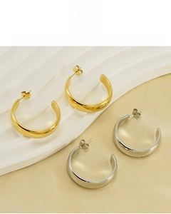 Détails de boucles d'oreilles créoles hypoallergéniques plaquées or 18 carats