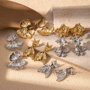 Stainless Steel Flower Ginkgo Leaf Fish Tail Earrings Elegant Metal Texture Vintage Jewelry For Women