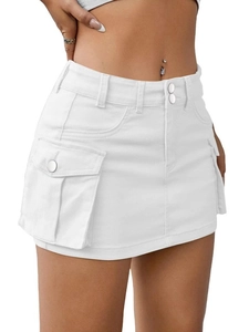 White low-rise cargo mini skirt with double button closure and side flap pockets
