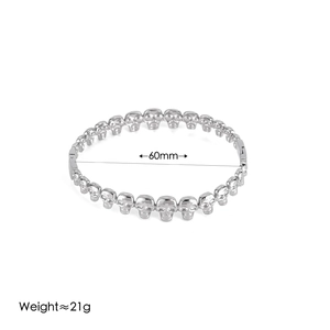 Gothic skull bangle in silver stainless steel with 60mm diameter and 21g weight