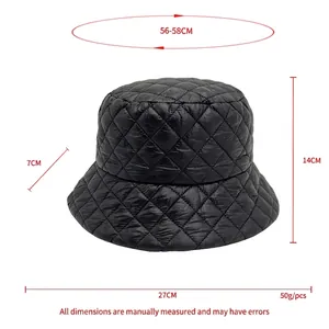 Chapeau bob matelassé noir pour femme avec motif à losanges et dimensions précises