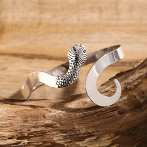 Snake Arm Cuff Bracelet Metal Textured Animal Design Punk Hip Hop Style Men Jewelry Adjustable